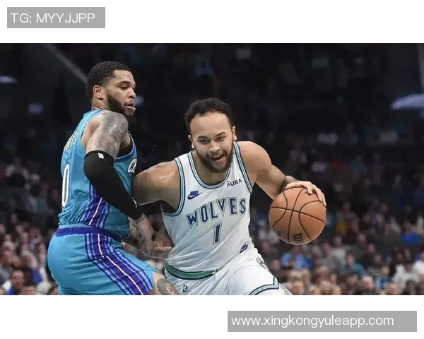 李凯尔随时可为中国男篮出战唐斯与克拉克森的启示